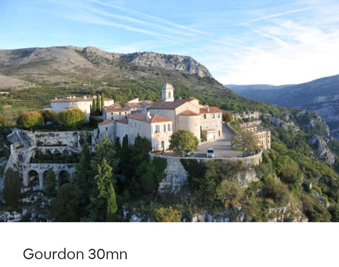 Bel Appartement Les Pieds Dans L'Eau Villeneuve-Loubet Dış mekan fotoğraf