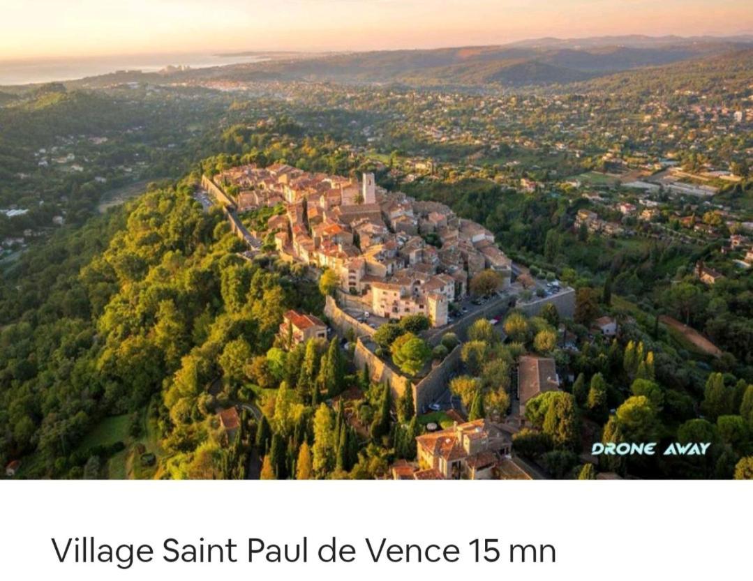 Bel Appartement Les Pieds Dans L'Eau Villeneuve-Loubet Dış mekan fotoğraf