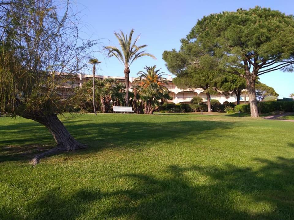 Bel Appartement Les Pieds Dans L'Eau Villeneuve-Loubet Dış mekan fotoğraf